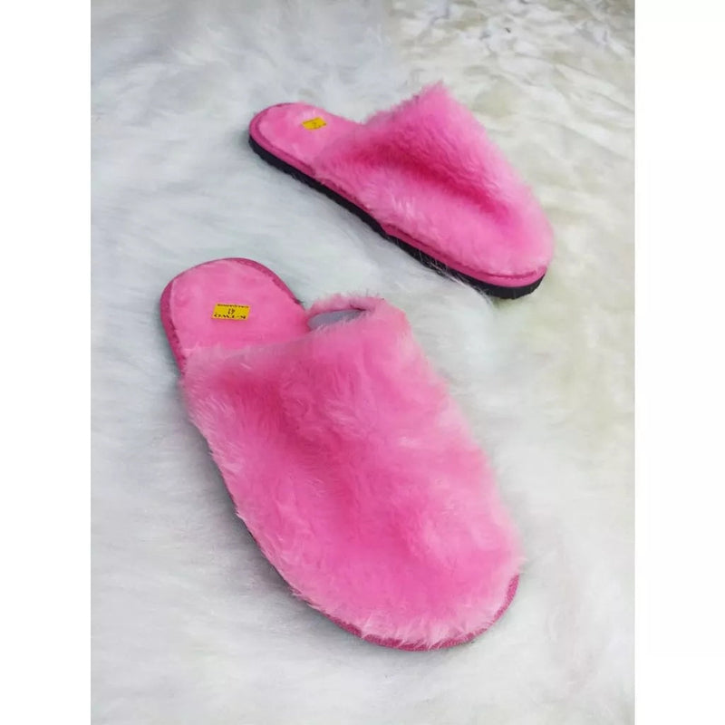 Pantufa Unissex de Pelúcia Térmica Antiderrapante