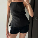 Regata Feminina Elegante com Costas Nua e Gola Reta